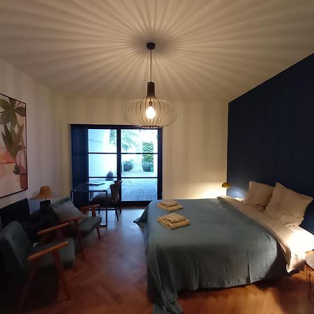 B&B The Street Lodge Льеж Экстерьер фото